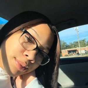 Meet your Posher, Ivy